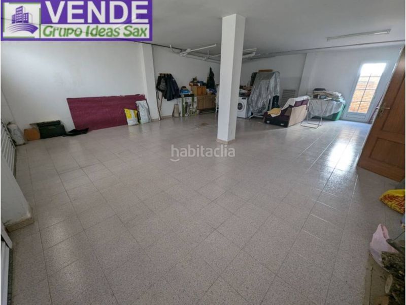 Foto 8870763d-2ef5-4740-b560-88a5f75997d1. Casa adossada a Sax