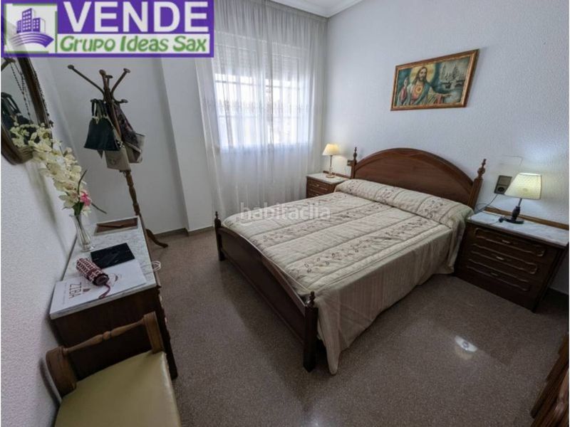 Foto faab6d35-5a1e-450b-a586-7a54b4118ac7. Casa adossada a Sax