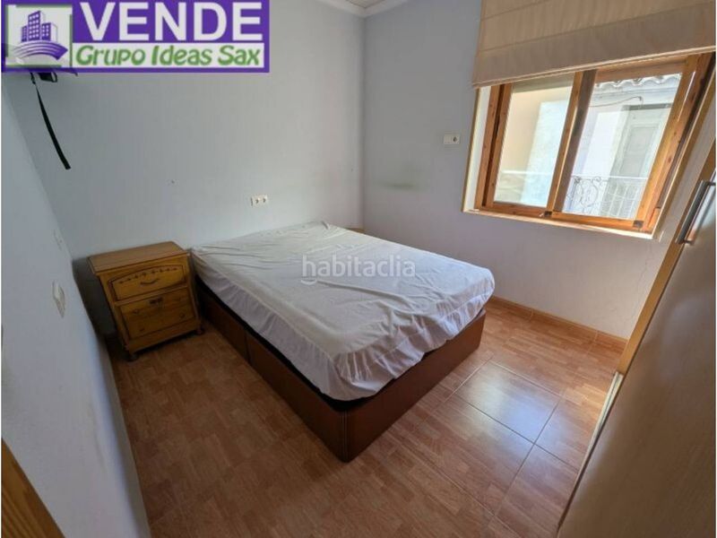 Foto 8ac7c2f7-b777-4c8e-b976-999c8c973678. Casa adossada a Sax