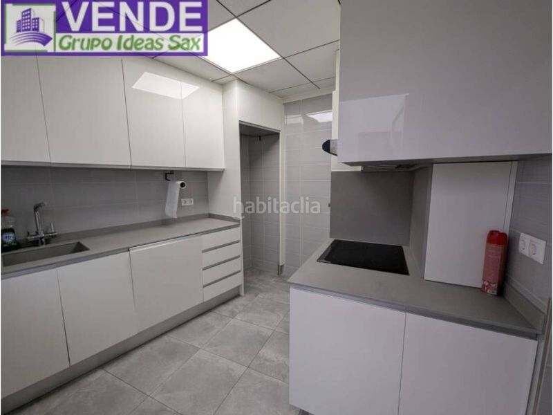 Foto e8579a8a-394c-4c4f-9d48-3ad637fb10bc. Casa adossada a Sax