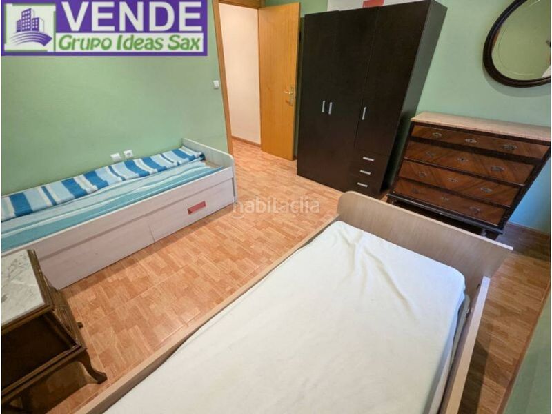 Foto fecd7614-e598-47c3-9b92-923359f83f04. Casa adossada a Sax