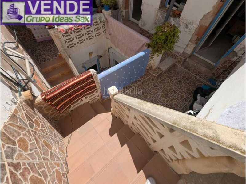 Foto dcffba90-a02b-4759-a07e-3b9410155eff. Casa adossada amb aparcament a Sax