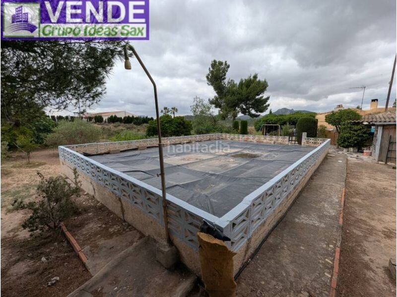Foto 606c1168-5653-4c02-9305-3422fbdad696. Masia amb aparcament a Sax