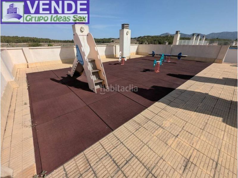 Foto 5b9fa5e9-a754-4942-9222-8a7b8e5bed9d. Pis amb aparcament piscina a Sax