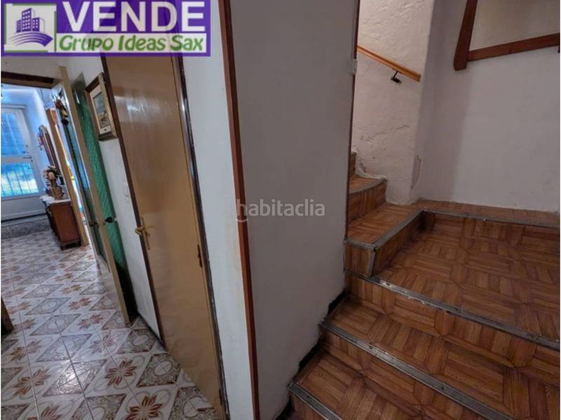 Foto a7780a71-42a0-4aaa-a4cb-9a86c6cf6f6f. Casa adossada a Sax