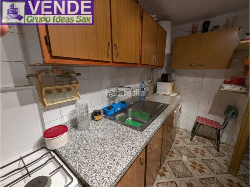 Foto b56ceadb-7340-4a57-8178-cdca6a526879. Casa adossada a Sax