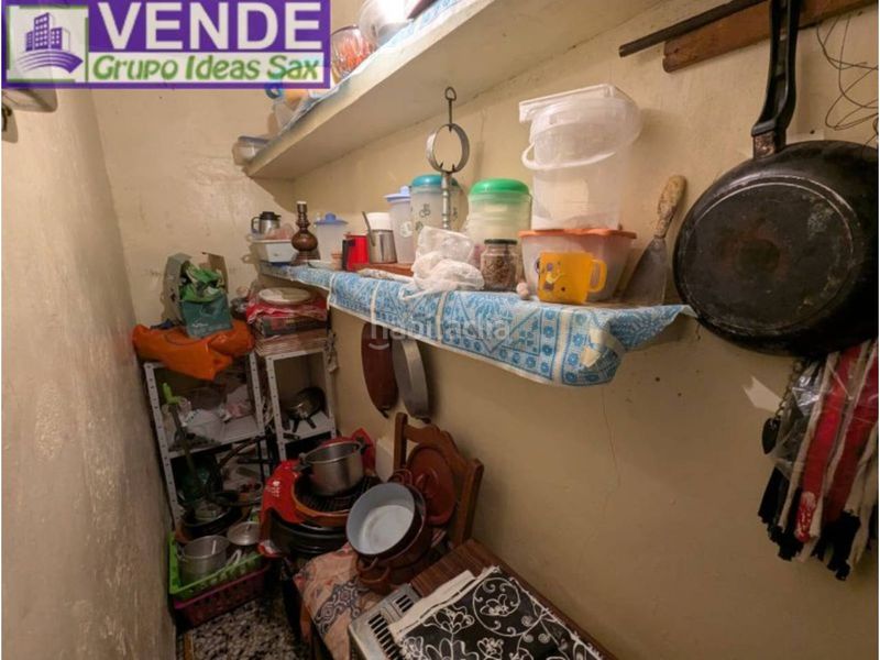 Foto e67ab278-85e4-4360-92b8-eac2c38af331. Casa adossada a Sax