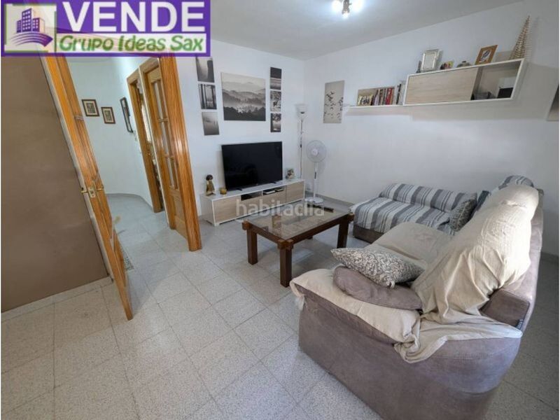 Foto 6b989f75-2ae5-4ebb-a037-5b6845fe0ac4. Casa adossada amb aparcament a Onil