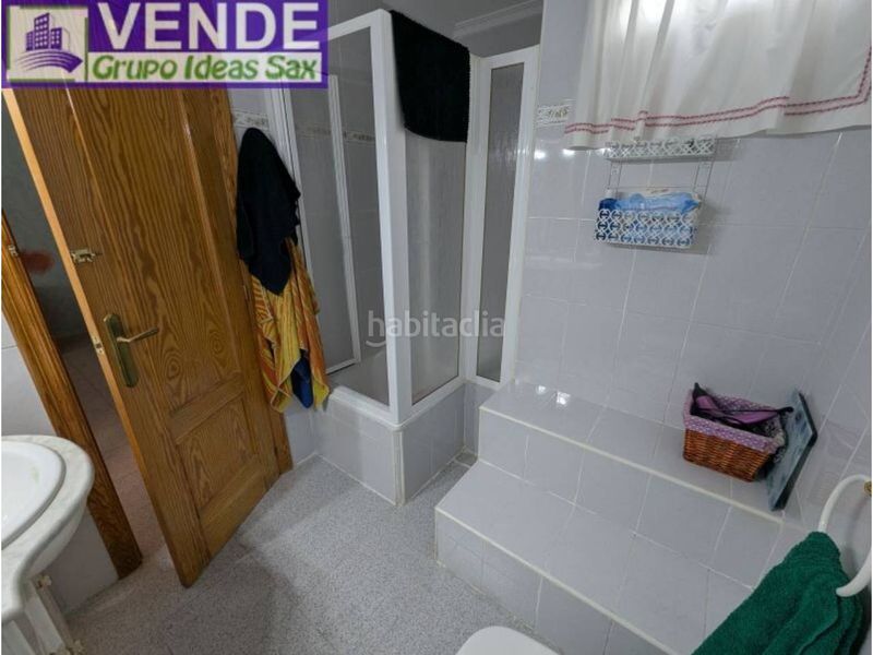 Foto 8db7227a-0cf1-4837-819d-33c11800b3c9. Casa adossada amb aparcament a Onil
