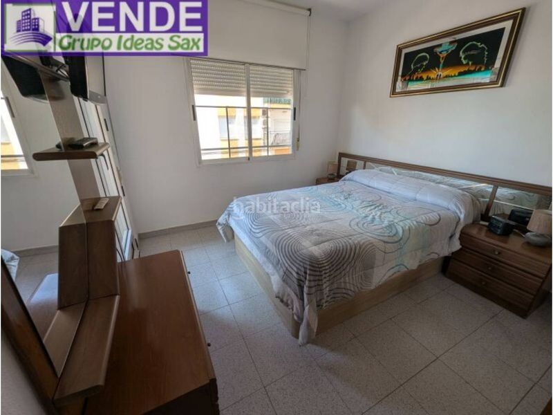 Foto eb3dd45c-0f56-489d-abc0-82ef3bd6d5cb. Casa adossada amb aparcament a Onil