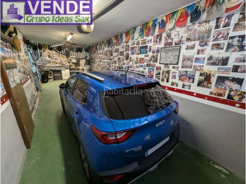 Foto f00f4c60-d383-49f3-863c-a813d60b4b8c. Casa adossada amb aparcament a Onil