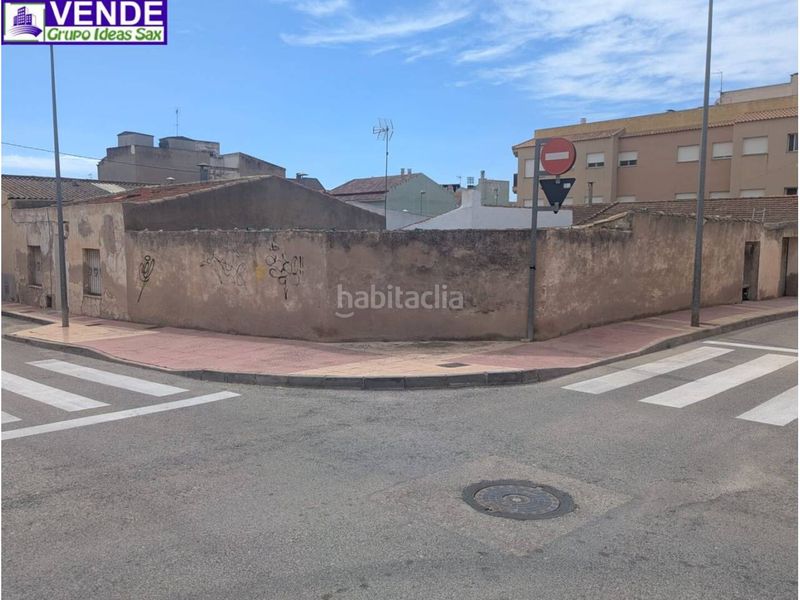 Foto 43678fe5-e5a4-4af2-927f-0b3442cad00a. Casa adossada a Sax