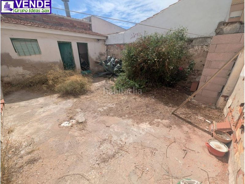 Foto 49d59734-d313-4dc4-b564-c1ca8fe27bcb. Casa adossada a Sax