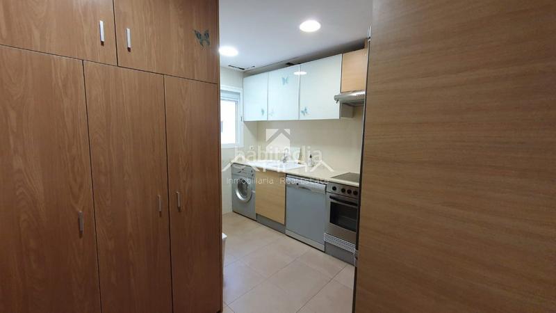 Foto 47cf11a0-c1e9-4088-a8e5-b019055fceba. Apartamento  con vistas abiertas al mar situado en primera línea playa en Daimús