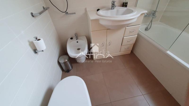 Foto 9227aafb-df52-489c-8d43-ae191197e7b5. Apartamento  con vistas abiertas al mar situado en primera línea playa en Daimús