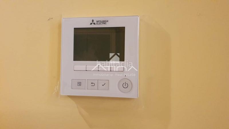 Foto ce724266-3565-44e0-a9ad-dc1f7f642b49. Apartamento  con vistas abiertas al mar situado en primera línea playa en Daimús