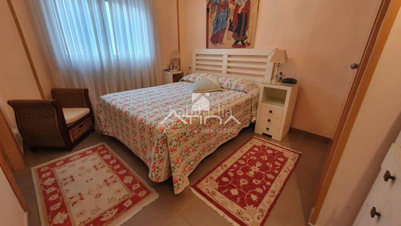 Foto fb9a3d96-d314-43cc-b06d-17e5452931de. Apartamento  con vistas abiertas al mar situado en primera línea playa en Daimús