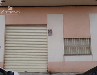 Local Comercial a Grau de Gandía-Marenys de Rafalcaid. Local comercial de 250 m2 en el grao de gandia con altas posibil
