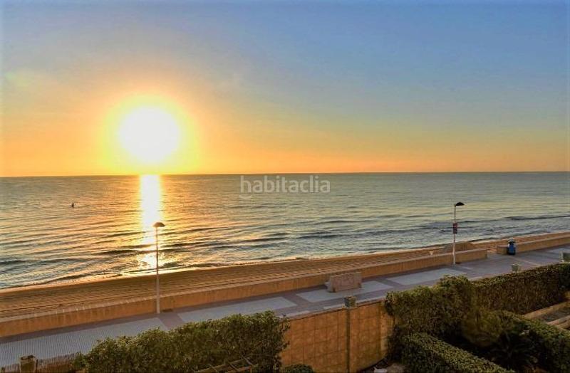 Foto 962fd8bf-2c96-46b0-b048-d1ace094233b. Apartamento  situado en segunda línea playa a solo 100 metros del mar, en Daimús
