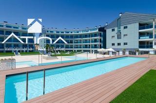 Apartament a Montañar-El Arenal. Lujoso apartamento con excelentes vistas al mar en primera linea