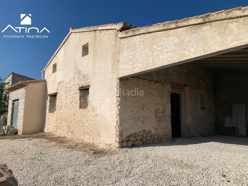 Foto a4d4b2f0-7feb-4b10-a75c-b5d9b4183526. Chalet avec parking dans Gata de Gorgos