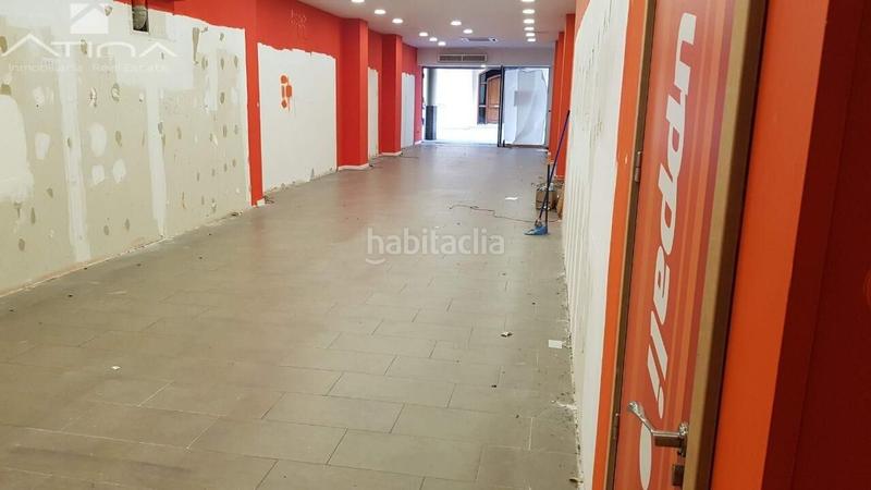 Foto fb545348-a412-4e5b-9697-d1bcd6ac3ef2. Locale commerciale in Centro Histórico Gandia