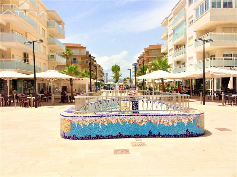 Foto fde09a7f-325e-4dc1-ba2b-33def3c52857. Apartamento precioso apartamento con dos amplias terrazas situado en cuarta linea playa , en Daimús