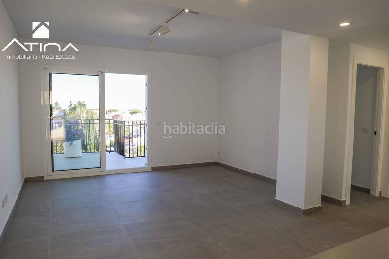 Foto 556d276a-dcba-4870-9991-0f54c962dc6c. Casa adossada amb aparcament piscina a La Pedrera-Vessanes Dénia
