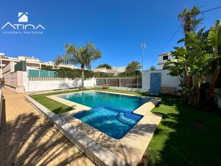 Apartament  Calle calle venecia. Apartamento en primera línea de playa en montañar i, jávea