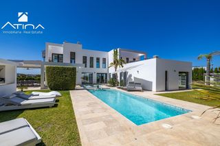 Xalet  Calle calle de leonardo da vinci. Villa inteligente en monte olimpo jávea  521m2, spa y vistas al