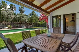 Xalet a Puerto. Exclusiva villa mediterránea con spa privado y vistas al mar