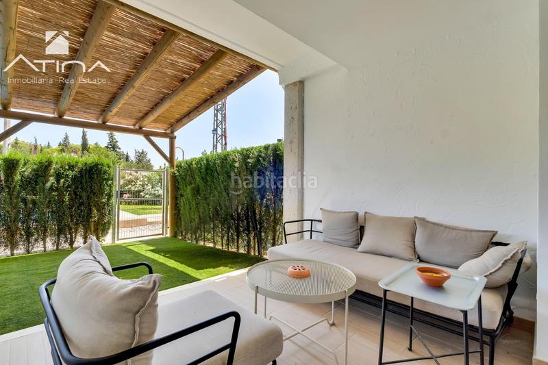 Foto 497b86d5-4590-4f81-a15f-1f44d4fe1c1a. Casa adosada adosado de 3 plantas con jardín, pérgola, suite con terraza y piscina comunitaria en Xàbia