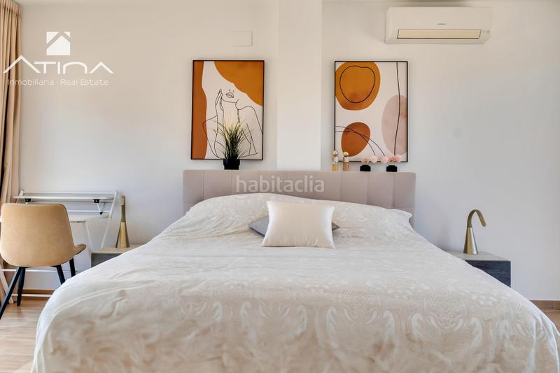 Foto 83ebb824-86a7-4d53-918b-70fb1f779405. Casa adosada adosado de 3 plantas con jardín, pérgola, suite con terraza y piscina comunitaria en Xàbia