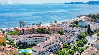 Attico  Calle genova. Sienta la brisa del mar desde su nuevo hogar en jávea
