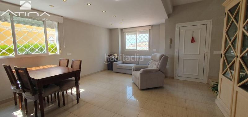 Foto 10f217cf-0714-4709-8f32-5e00236ec743. Chalet chale situado a 700m del mar entre la playa y el pueblo en Daimús