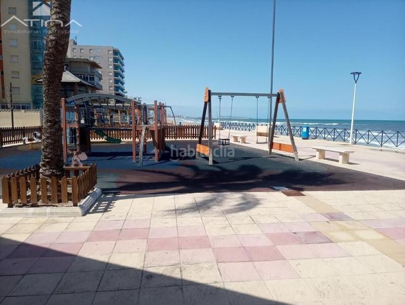 Foto 538c6374-e686-4ec0-98e0-858446a6e935. Chalet encantador chalet independiente situado en la playa a 400m del mar en Bellreguard