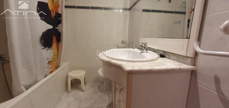 Foto 0a278dc5-a65c-418a-81e2-a0e3fd46862e. Apartamento  con terraza en esquina en tercera línea playa en Daimús