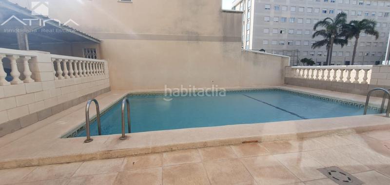 Foto 091b4a94-94ca-4bb3-b2b4-d14e1d3654f2. Apartamento viva la experiencia de la costa mediterránea a solo unos pasos del mar, en playa en Daimús