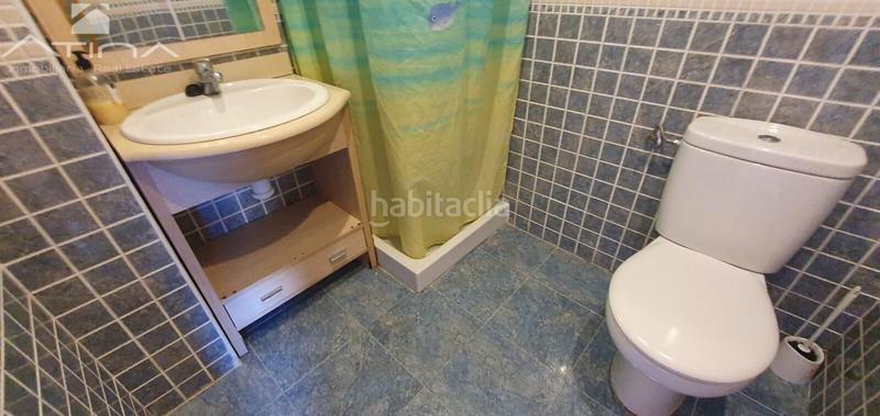 Foto c563e6a9-3f33-4979-b7e4-d0dfbdbd0648. Planta baja viva el encanto del mediterráneo a solo unos pasos de la arena, en tercera línea playa en Daimús