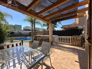 Casa aparellada  Calle sequia mare. Exclusivo adosado pareado en daimús, con parcela de 290m y pisci