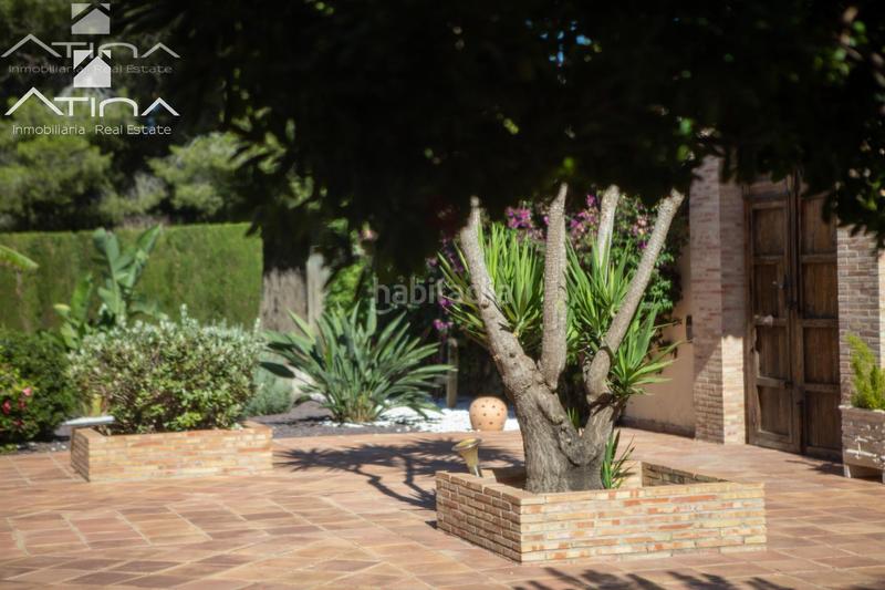 Foto 680bf263-9631-413d-936c-e70007697f2b. Chalet con riscaldamento parcheggio piscina in El Montgó Dénia