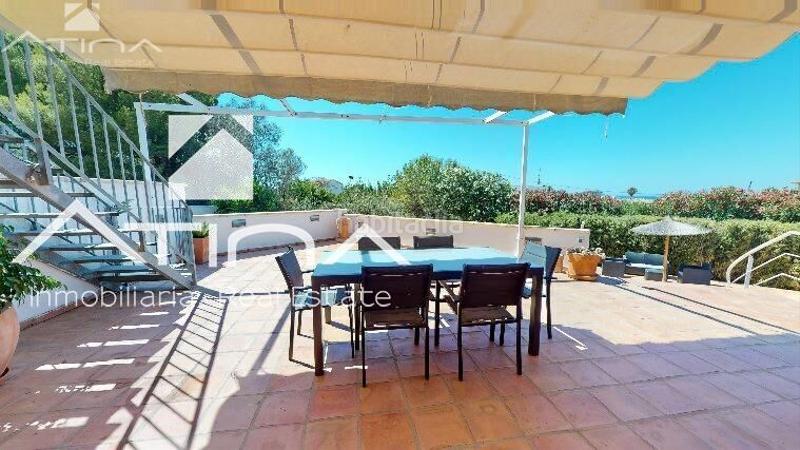 Foto 8252bd66-8554-4901-a7a2-3ee2a4703357. Chalet con riscaldamento parcheggio piscina in El Montgó Dénia