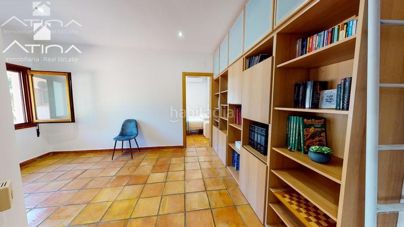 Foto b3ce965d-7b43-4696-855c-71cf7ac7f43e. Chalet con riscaldamento parcheggio piscina in El Montgó Dénia