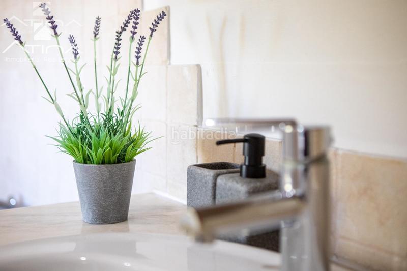 Foto d9bb02a4-ee22-49fd-9f78-581bdaf175d3. Chalet con riscaldamento parcheggio piscina in El Montgó Dénia