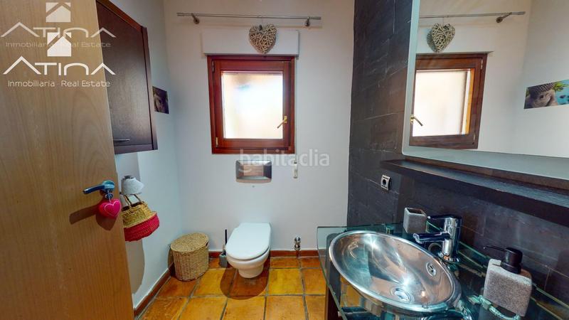 Foto e5dcef38-2a34-42e7-827b-378e3a2452ec. Chalet con riscaldamento parcheggio piscina in El Montgó Dénia