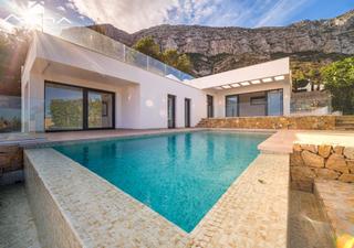 Chalet à El Montgó. Un refugio exclusivo donde el lujo abraza el mediterráneo, en de