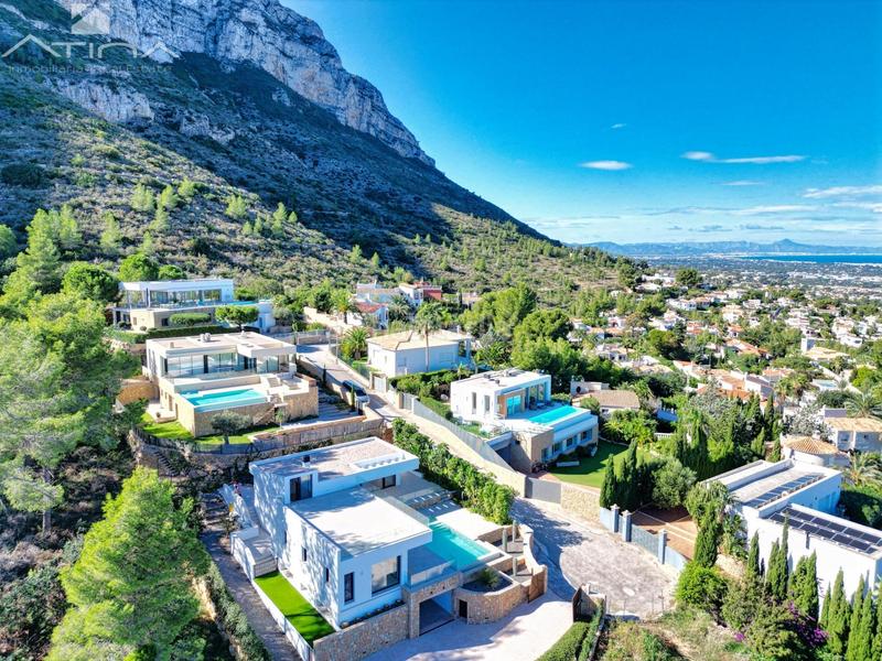 Foto 885fa242-e9ae-4a74-979c-3d12b780e92a. Chalet mit parking pool in El Montgó Dénia