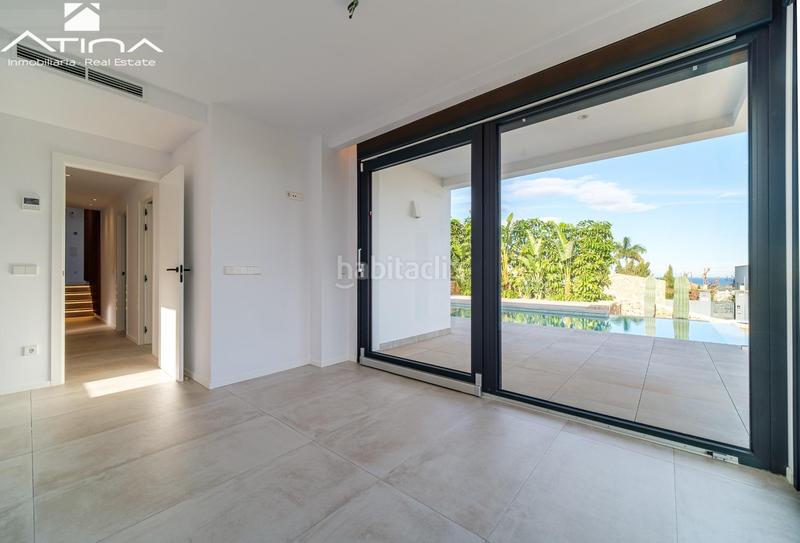 Foto dfd037f6-b6d7-4a0e-802f-d7d2b7828bba. Chalet mit parking pool in El Montgó Dénia