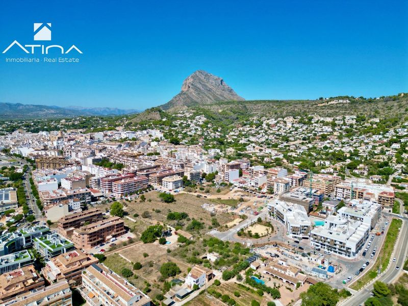 Foto 2b9a592d-23d9-44eb-91d2-115de076117c. Terreno residencial suelo urbano en jávea para edificio residencial 3.450 m2 edificables en Xàbia