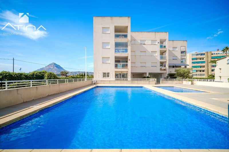 Foto dfc46b64-0192-4f5e-88d3-e21279ceb194. Casa adossada amb aparcament piscina a Centro Ciudad Xàbia